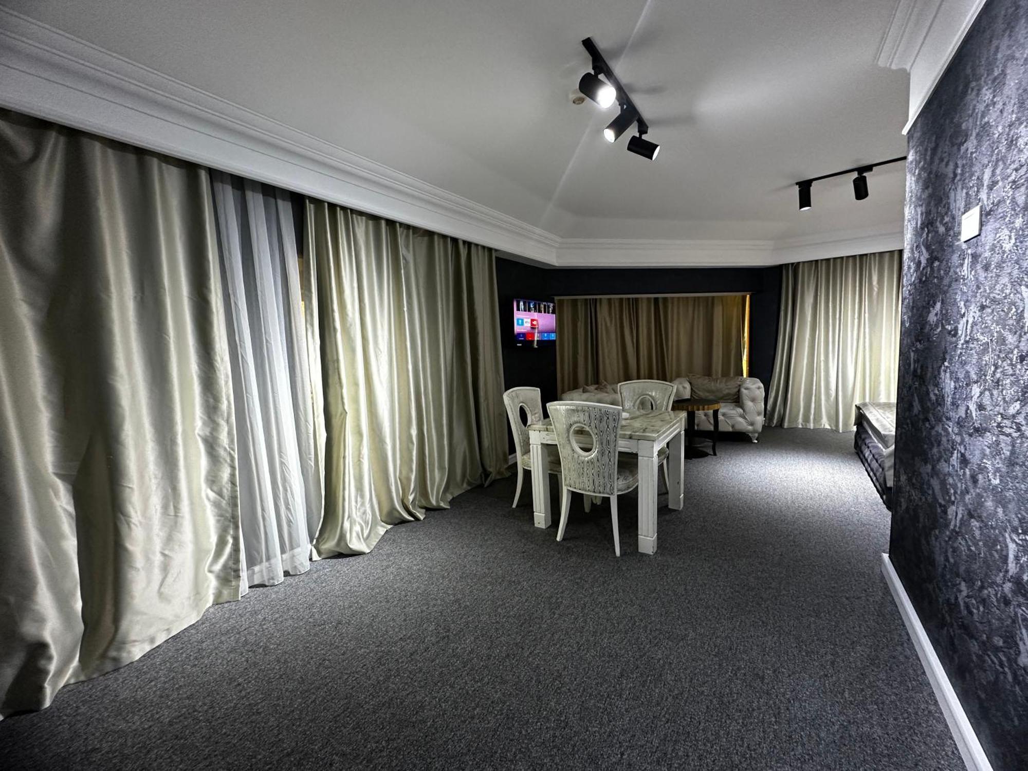 Amber Hotel Baku Eksteriør billede