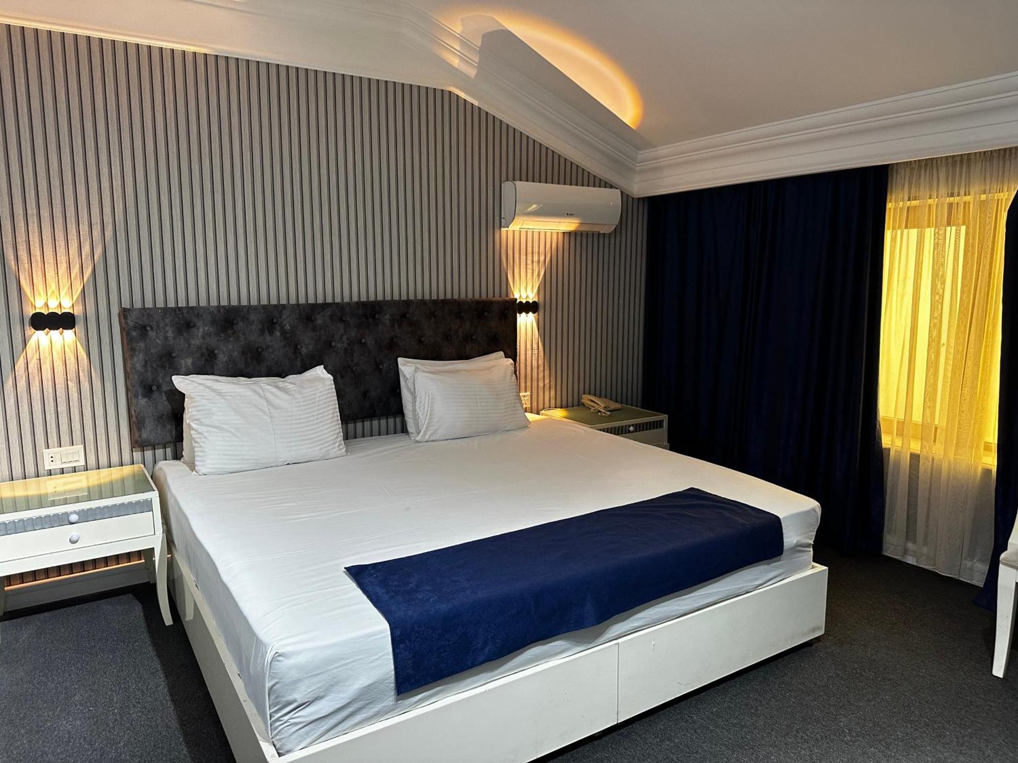 Amber Hotel Baku Eksteriør billede
